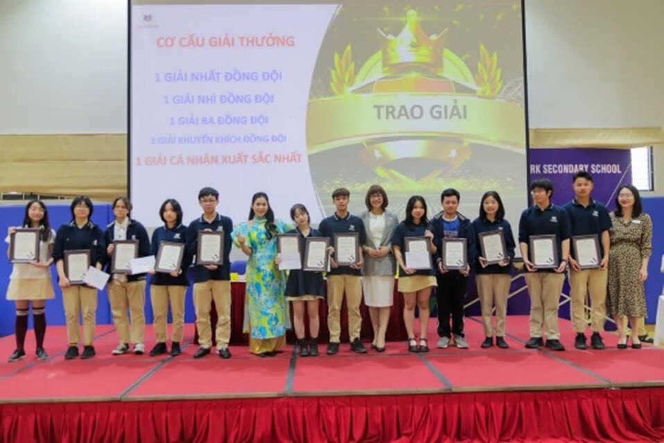 Rèn luyện tư duy phản biện cho học sinh tại trung học Vinschool Ocean Park
