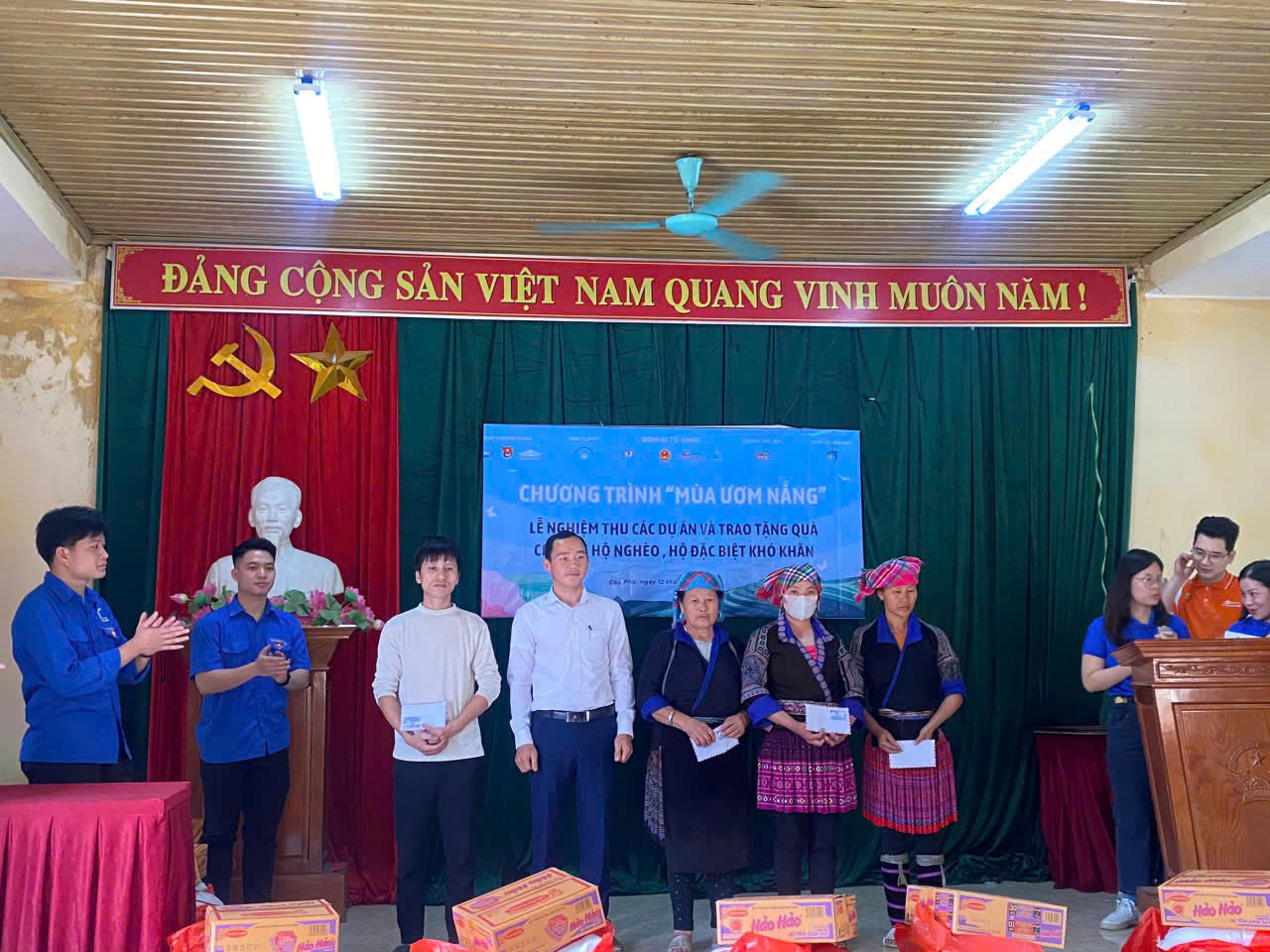 Yên Bái: Hành trình yêu thương - Bàn giao dự án thiện nguyện Vườn Ươm Nắng đến với bà con vùng cao