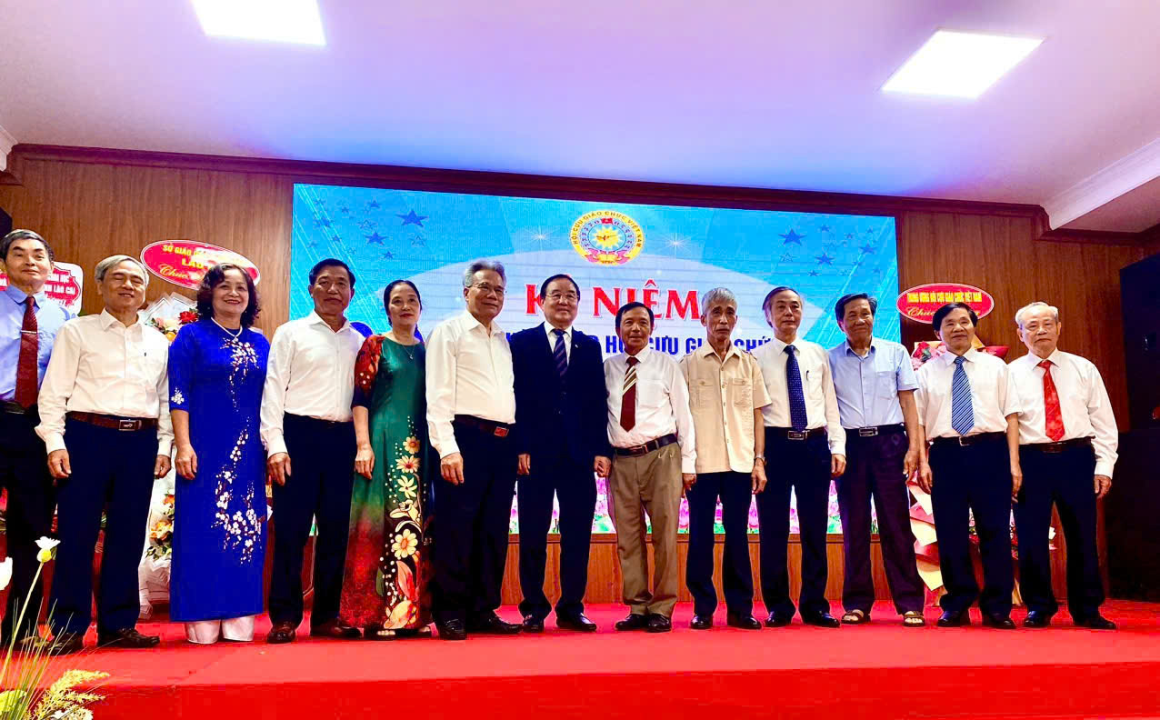Lào Cai: 20 năm nghĩa tình – Kỷ niệm một chặng đường xây dựng và phát triển Hội Cựu giáo chức tỉnh