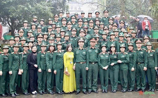 XÂY DỰNG VĂN HÓA ĐẢNG CỦA ĐỘI NGŨ QUÂN NHÂN CHUYÊN NGHIỆP Ở HỌC VIỆN CHÍNH TRỊ HIỆN NAY