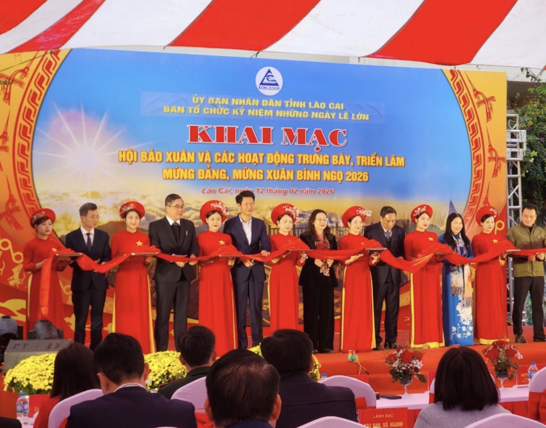 Lào Cai khai mạc Hội báo Xuân và chuỗi hoạt động trưng bày, triển lãm mừng Đảng, mừng Xuân Bính Ngọ 2026
