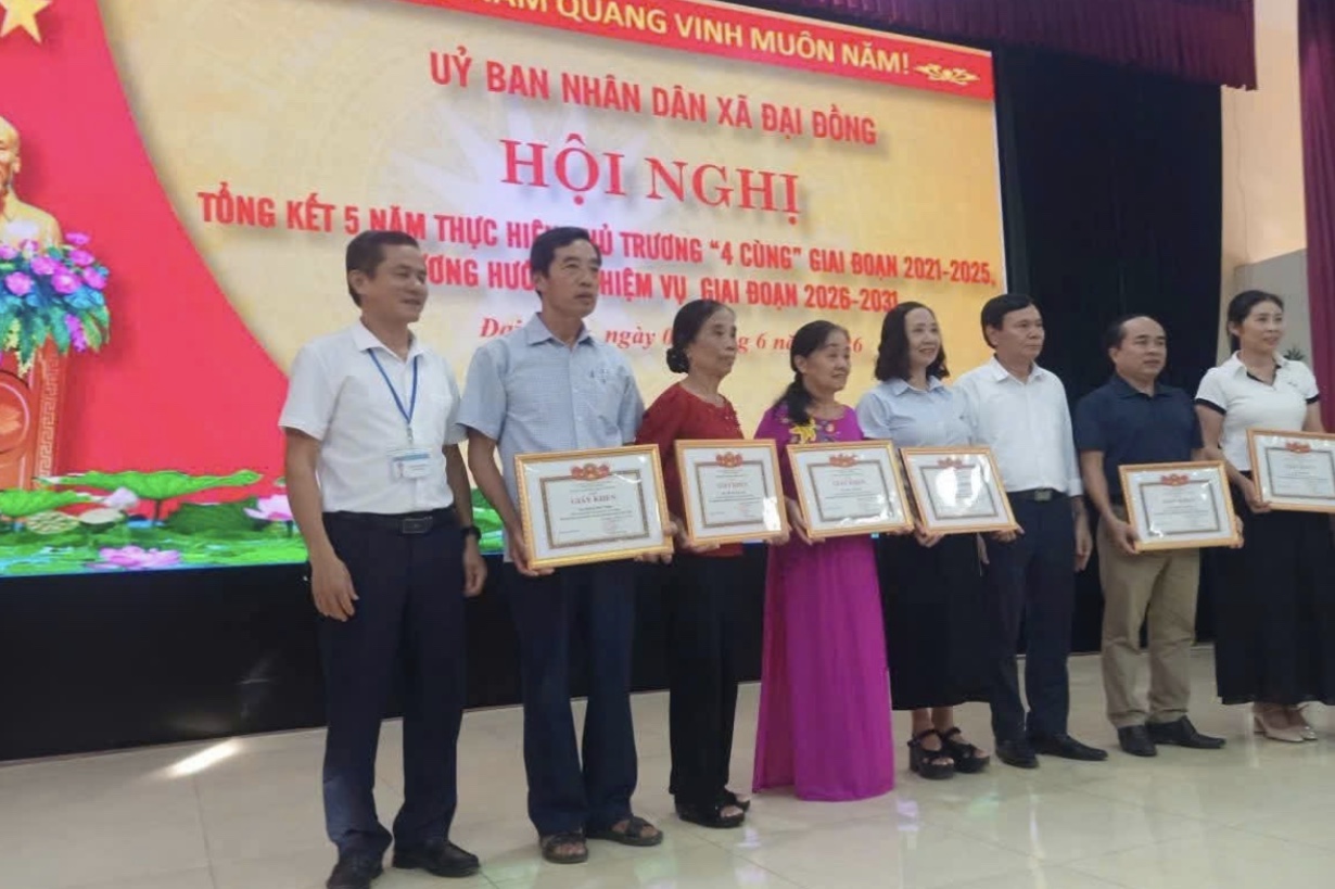 Phát huy hiệu quả chương trình “bốn cùng” trong sự nghiệp giáo dục ở cơ sở.