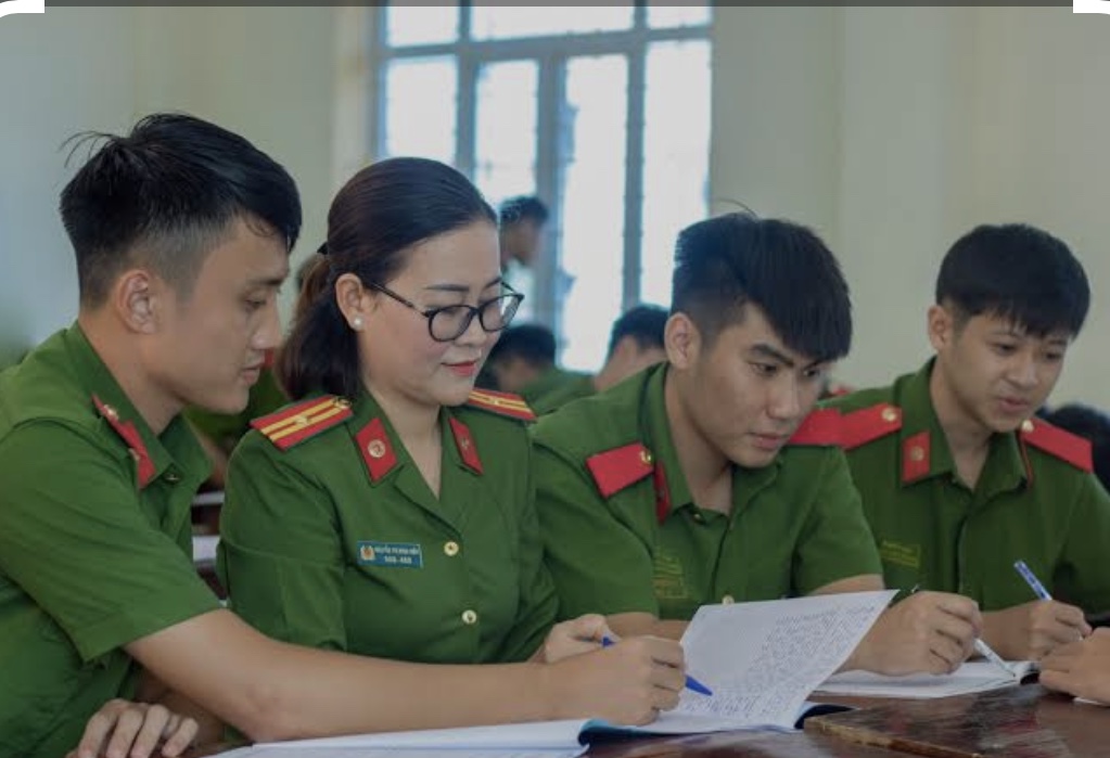 KHẮC PHỤC KHÓ KHĂN TÂM LÝ TRONG TỰ HỌC CHO HỌC VIÊN TRƯỜNG CAO ĐẲNG CẢNH SÁT NHÂN DÂN I