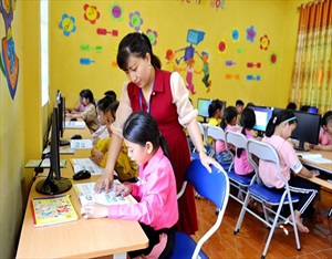 Chính sách giáo dục bắt buộc  Ở một số nước     Đông Nam Á và Châu Âu, Châu Mỹ