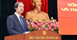 Bộ trưởng Bộ GD-ĐT trả lời về kiến nghị điều chỉnh việc dạy môn tích hợp
