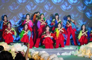 Chạm 18: The Glanz - “sự toả sáng, sự rực rỡ”