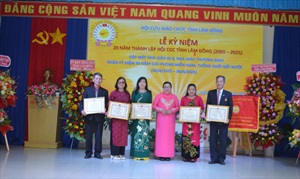 Lâm Đồng: 20 năm xây dựng và phát triển Hội Cựu giáo chức – Tri ân nhà giáo đi B, nhà giáo thương binh