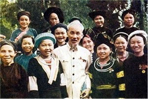 TIẾP TỤC PHÁT HUY TRUYỀN THỐNG ĐẠI ĐOÀN KẾT TOÀN DÂN  TRONG KỶ NGUYÊN VƯƠN MÌNH CỦA DÂN TỘC VIỆT NAM