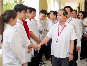 Bộ trưởng Giáo dục lưu ý công tác chấm thi Tốt nghiệp THPT 2025