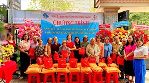 Cán bộ nghỉ hưu ở Đồng Nai trích 300 triệu đồng chăm sóc người cao tuổi, lan tỏa tinh thần cống hiến nhân dịp Quốc khánh 2/9