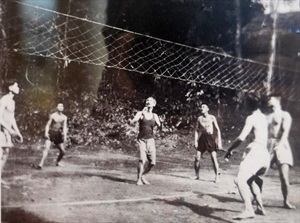 ĐẨY MẠNH HOẠT ĐỘNG THỂ DỤC THỂ THAO Ở NƯỚC TA HIỆN NAY THEO CHỈ DẪN CỦA CHỦ TỊCH HỒ CHÍ MINH