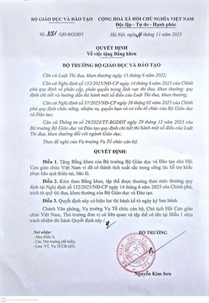 Bộ GD&ĐT tặng Bằng khen cho Hội Cựu giáo chức Việt Nam 