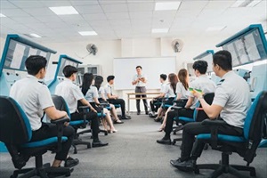 AWARENESS AND PRACTICE OF ENGLISH FOR SPECIFIC PURPOSES AMONG BUSINESS ADMINISTRATION LECTURERS AND STUDENTS AT VIETNAM AVIATION ACADEMY:  CHALLENGES AND SOLUTIONS