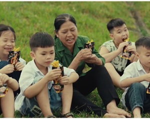 Từ câu chuyện “Ăn cùng bà Tuyết” nhìn ra trách nhiệm giáo dục tiêu dùng an toàn