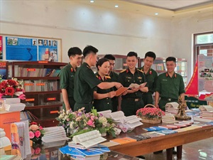 NÂNG CAO CHẤT LƯỢNG NẮM BẮT VÀ GIẢI QUYẾT TÂM LÝ TIÊU CỰC CỦA CHIẾN SĨ MỚI NHẬP NGŨ Ở ĐƠN VỊ CƠ SỞ HIỆN NAY