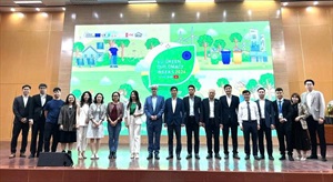 CƠ HỘI VIỆC LÀM XANH CỦA LAO ĐỘNG TRẺ VIỆT NAM TRONG BỐI CẢNH CHUYỂN ĐỔI XANH VÀ TƯƠNG QUAN QUỐC TẾ