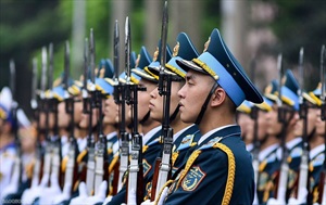  GIẢI PHÁP GIÁO DỤC, RÈN LUYỆN ĐẠO ĐỨC CÁCH MẠNG CHO ĐỘI NGŨ CÁN BỘ CẤP PHÂN ĐỘI CỦA QUÂN CHỦNG PHÒNG KHÔNG - KHÔNG QUÂN THEO TƯ TƯỞNG HỒ CHÍ MINH HIỆN NAY