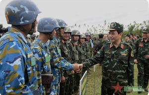 QUÂN ĐỘI NHÂN DÂN THAM GIA ỨNG PHÓ VỚI THÁCH THỨC AN NINH PHI TRUYỀN THỐNG HIỆN NAY