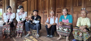 ‘Người lái đò’ nơi rẻo cao và hành trình hồi sinh chữ Thái cổ