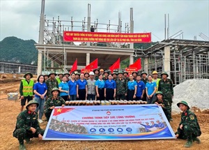 Chung sức vì học sinh vùng biên: Cao Bằng biểu dương mô hình huy động toàn xã hội xây dựng trường học